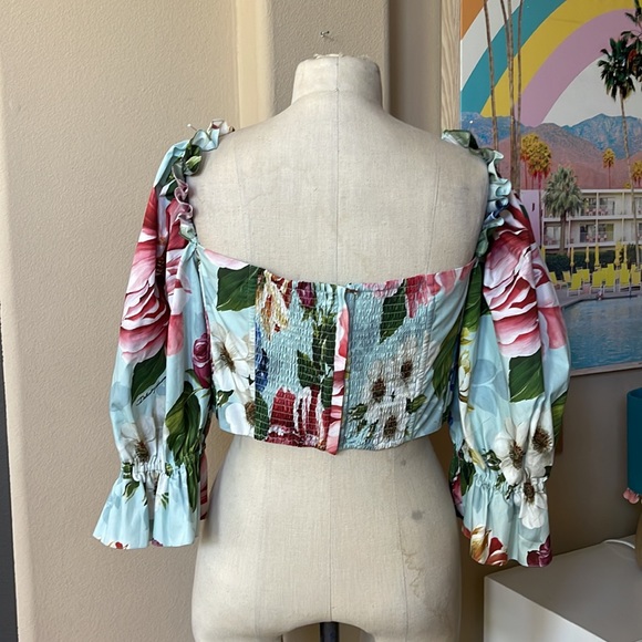 DOLCE & GABBANA Crop Top as Trisha wore in video - Picture 7 of 10